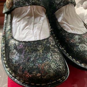 Alegria Mary Jane Shoe
